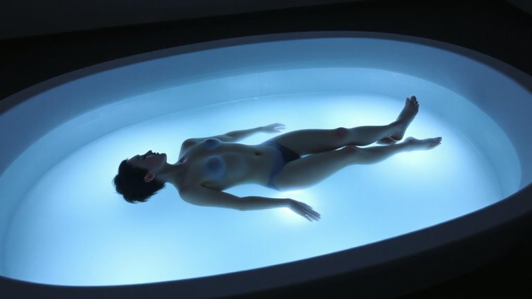 floatation therapy for joint healing