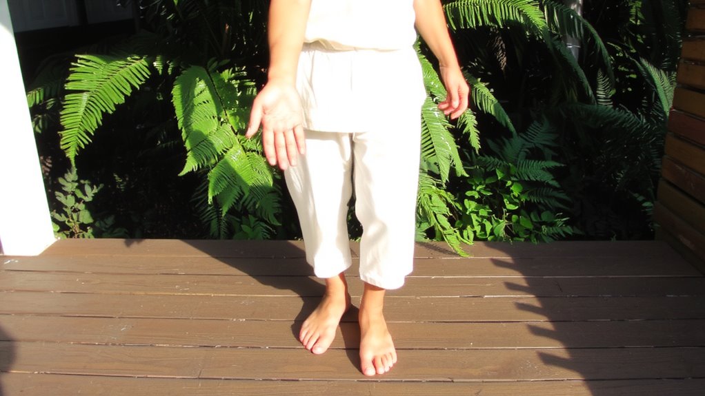 protect elbow with proper alignment